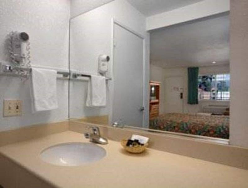 Orange Show Inn San Bernardino image