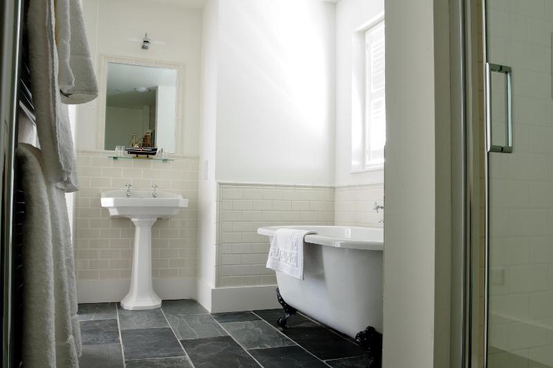 Number 38 Clifton image