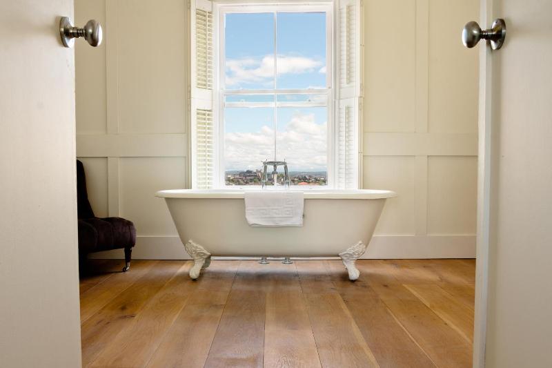 Number 38 Clifton image