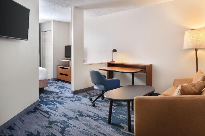 Fairfield Inn & Suites by Marriott Jacksonville image