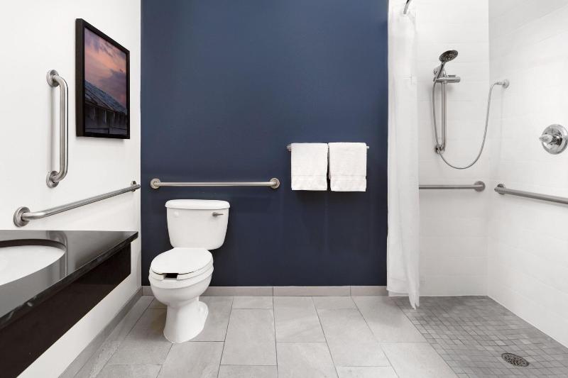 Fairfield Inn & Suites by Marriott Jacksonville image