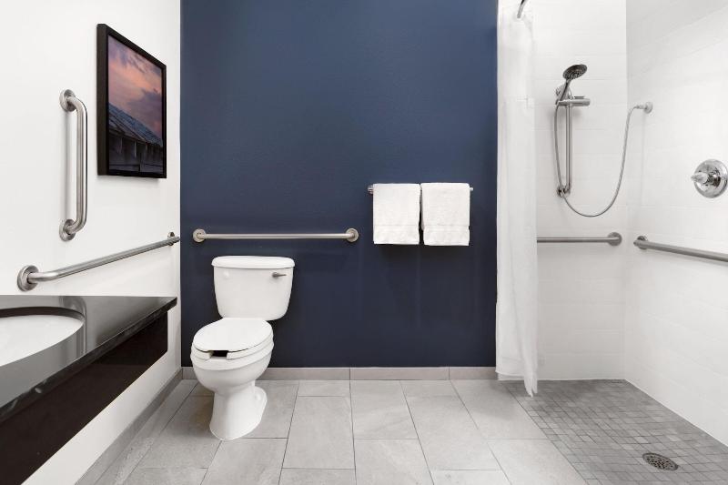 Fairfield Inn & Suites by Marriott Jacksonville image