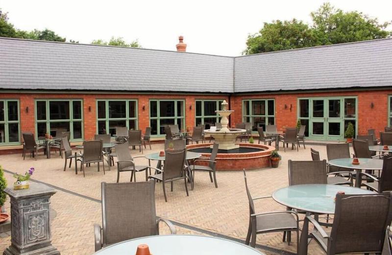 The Aston Tavern image