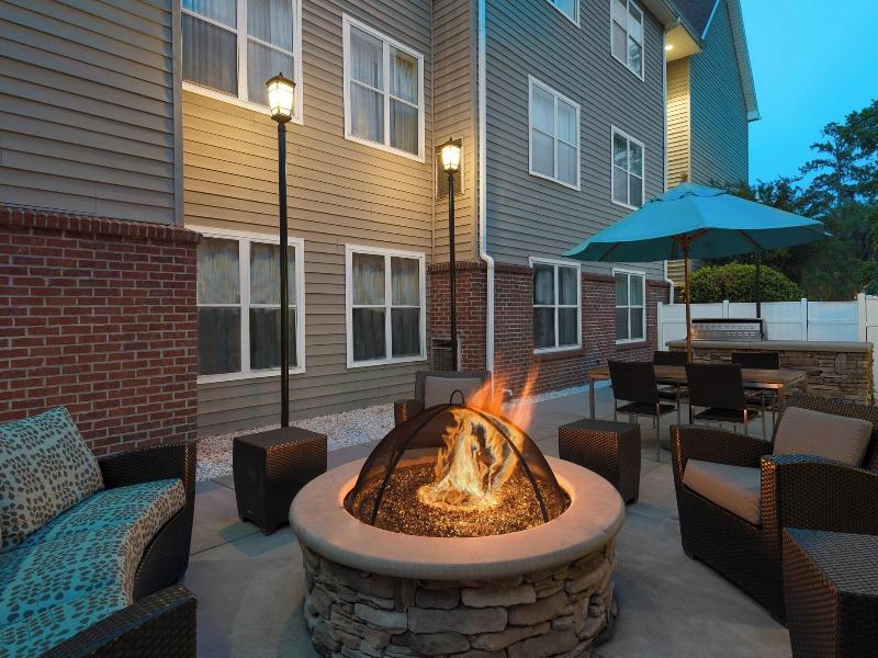 Residence Inn By Marriott Savannah Midtown image