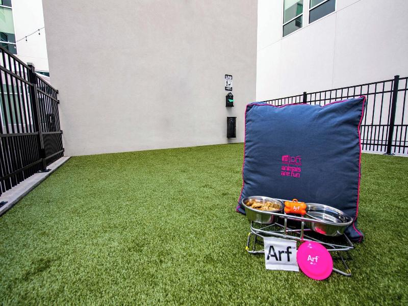 Aloft Savannah Downtown Historic District image