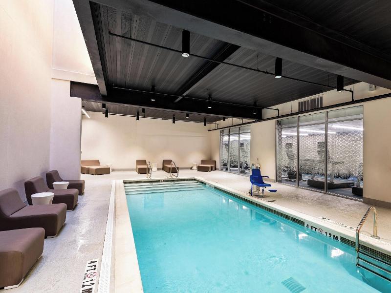 Aloft Savannah Downtown Historic District image
