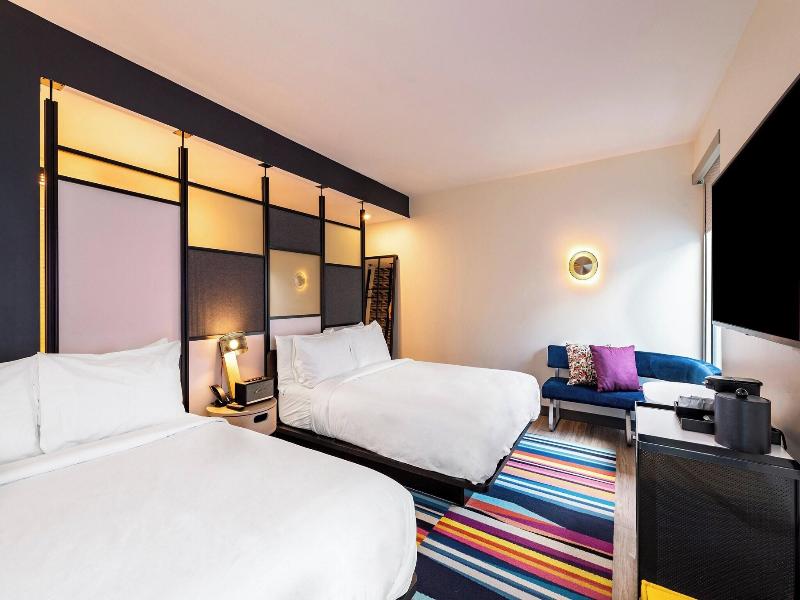 Aloft Savannah Downtown Historic District image