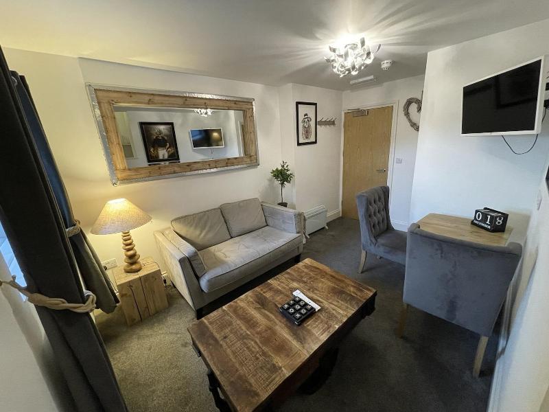 The Townhouse Bar Kitchen & Rooms image