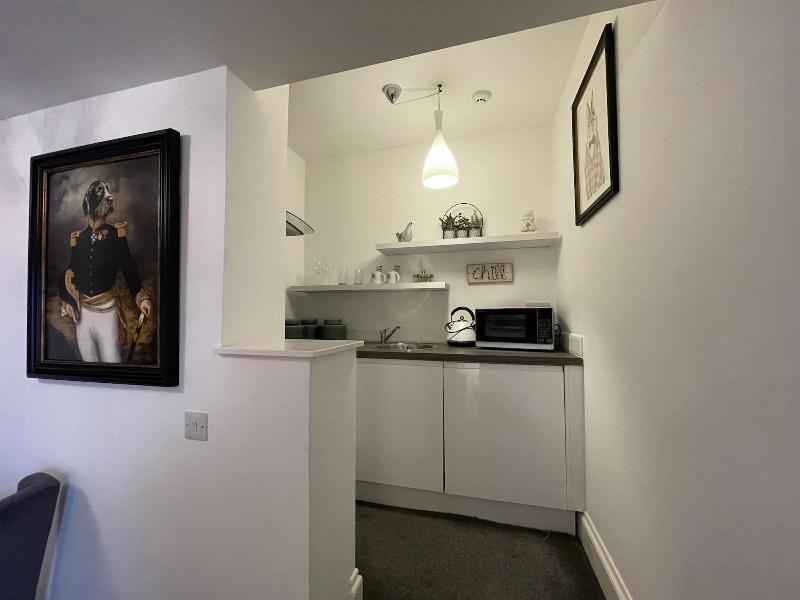 The Townhouse Bar Kitchen & Rooms image