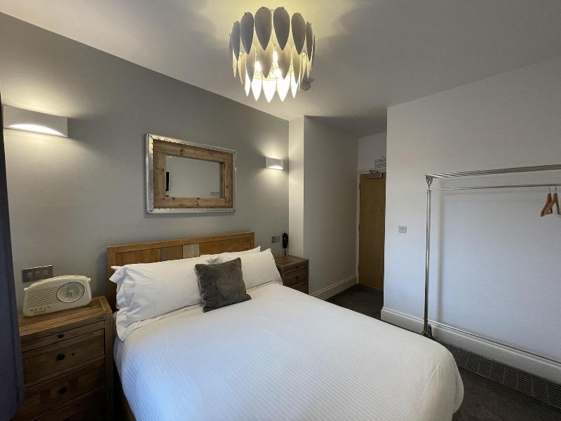 The Townhouse Bar Kitchen & Rooms image