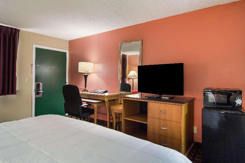 Americas Best Value Inn Darien image