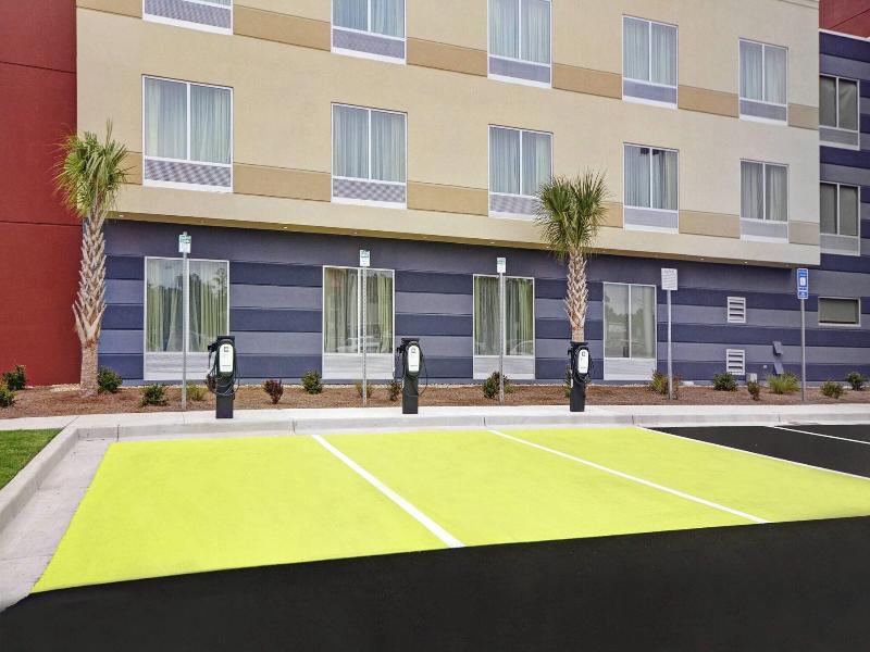 Fairfield Inn & Suites Savannah SW/Richmond Hill image