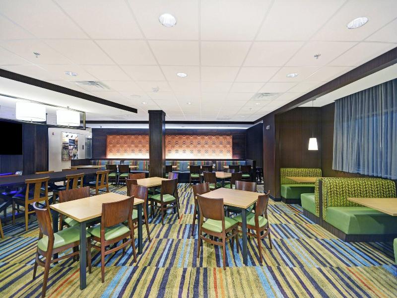 Fairfield Inn & Suites Savannah SW/Richmond Hill image