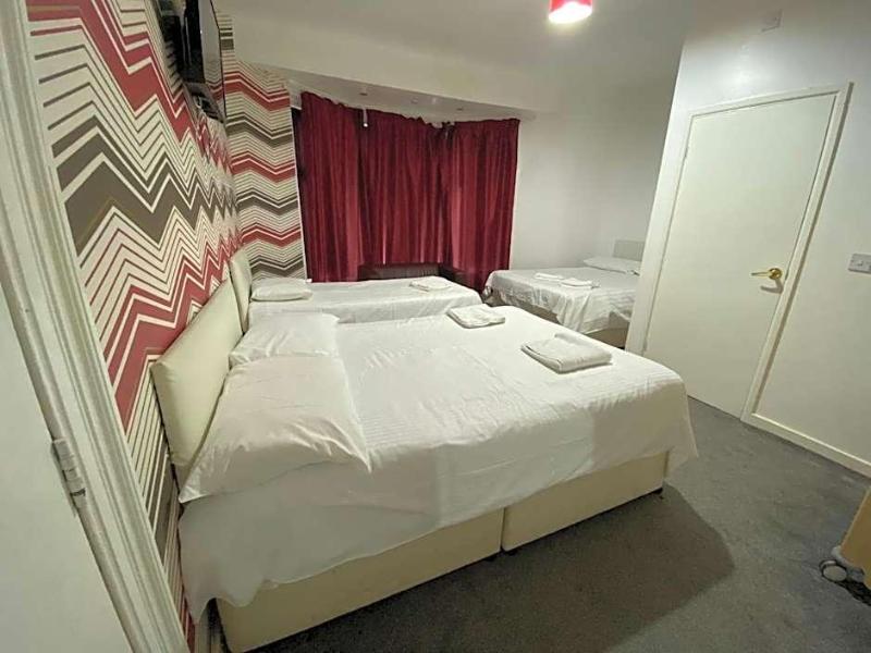 Chilton Hotel image