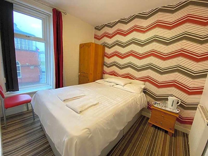 Chilton Hotel image