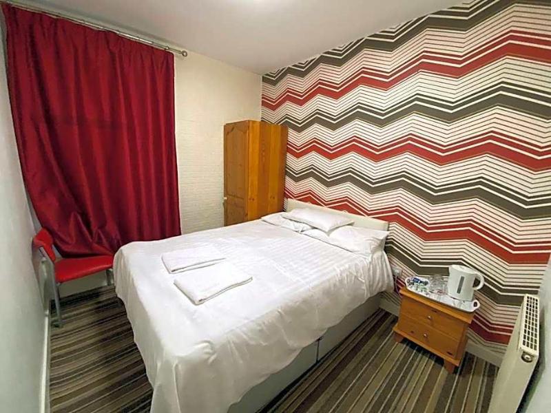 Chilton Hotel image