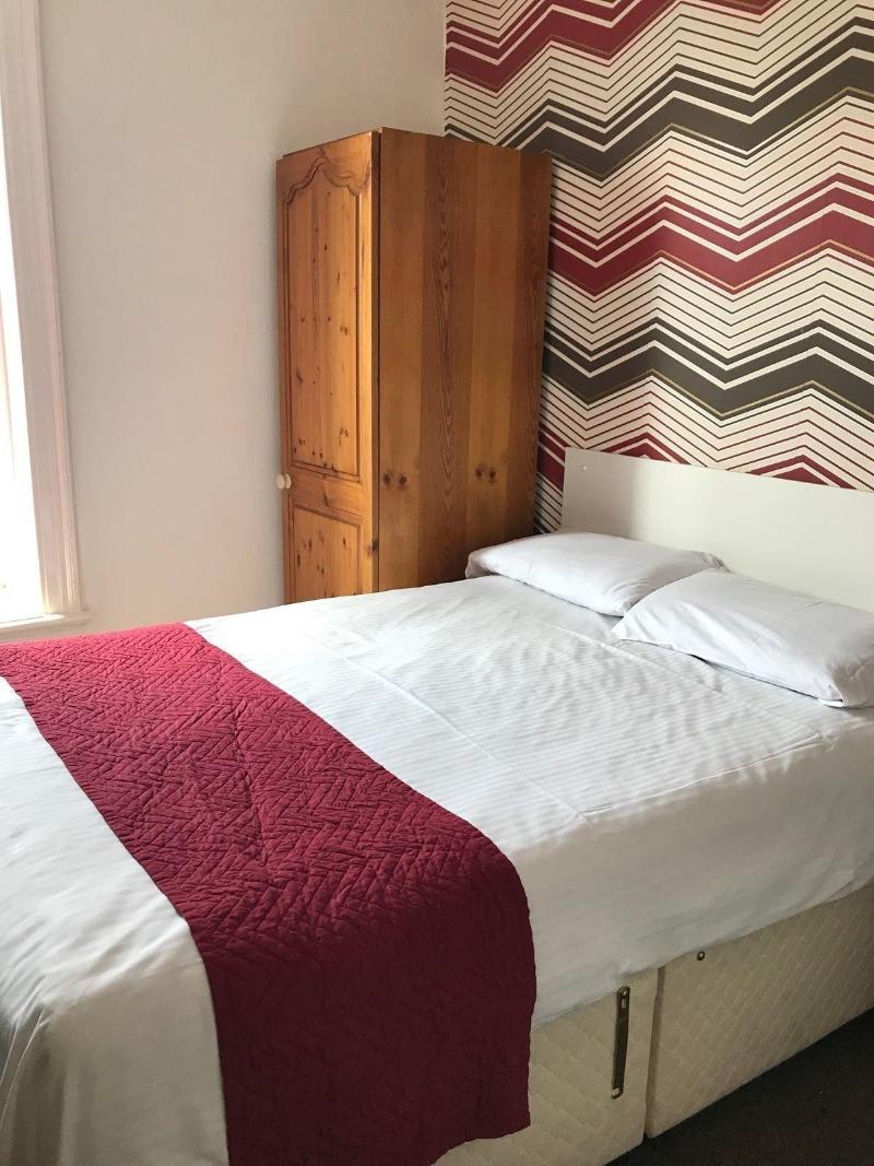 Chilton Hotel image