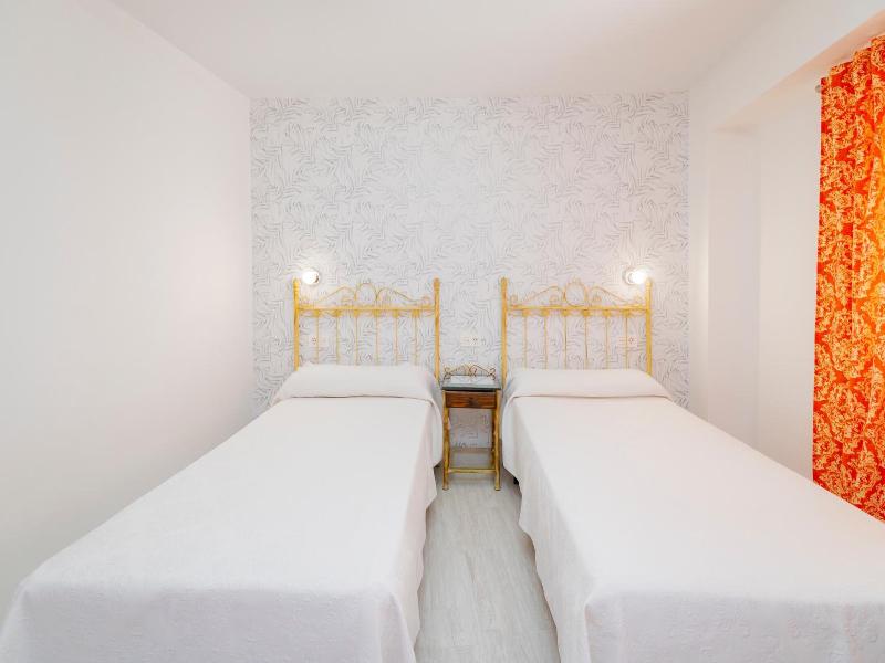 Hotel Manzanito image