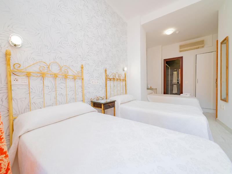 Hotel Manzanito image