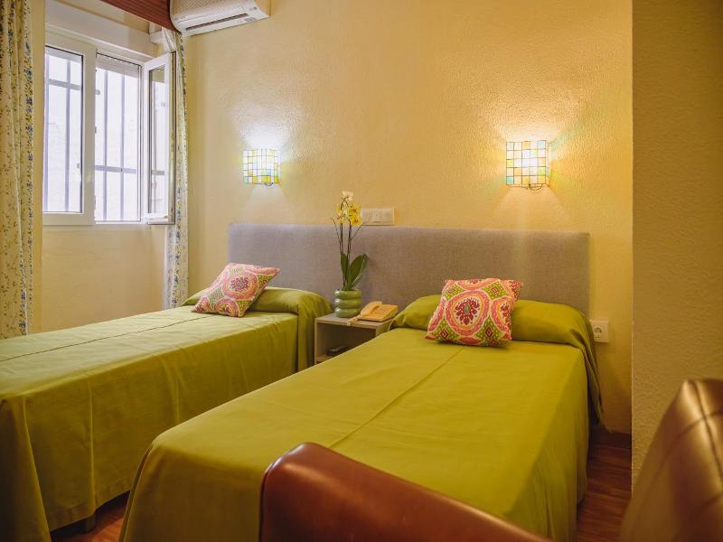 Hotel Paraiso image