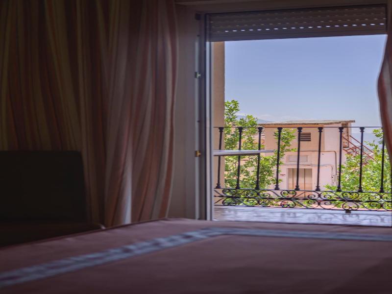 Hotel Paraiso image