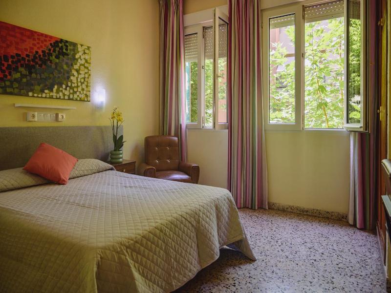 Hotel Paraiso image
