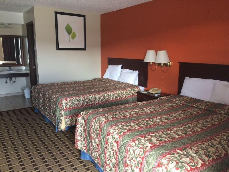 Relax Inn Henryetta