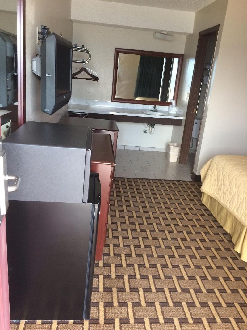 Relax Inn Henryetta