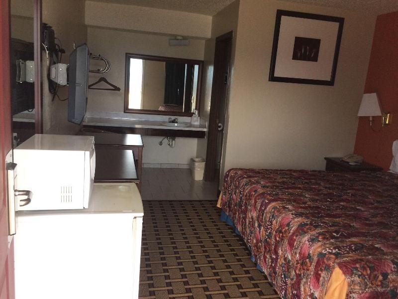 Relax Inn Henryetta