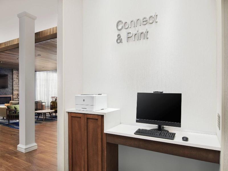 Fairfield Inn & Suites by Marriott Raleigh Wake Fo image