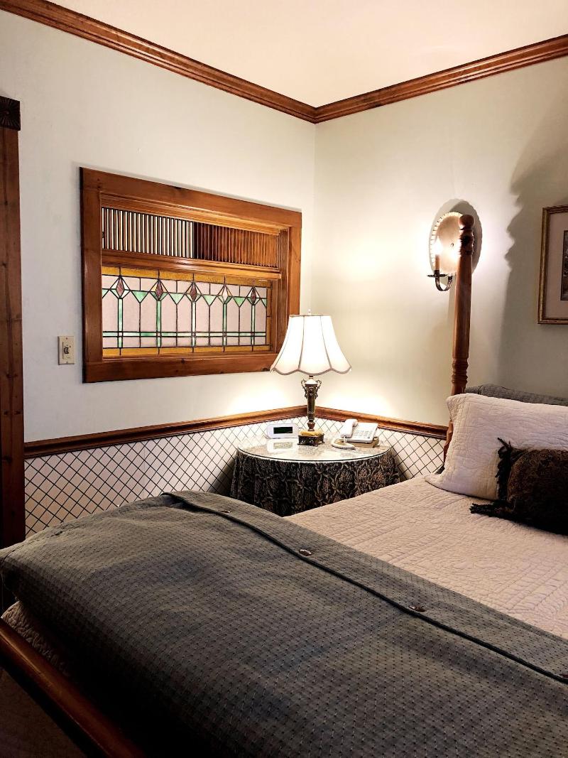 Inn At Cedar Crossing image 7