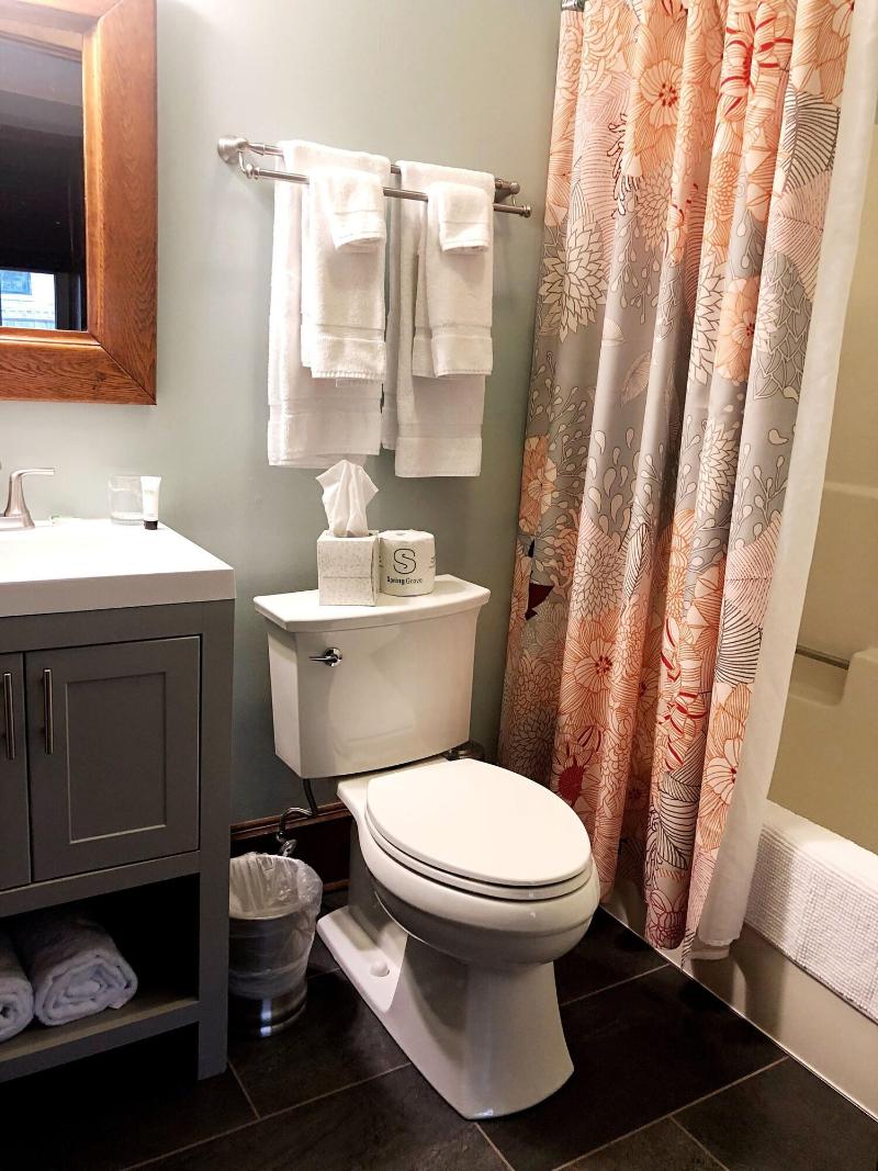 Inn At Cedar Crossing image