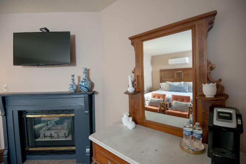 Inn At Cedar Crossing image