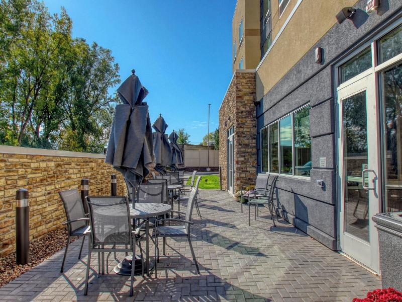 Fairfield Inn & Suites by Marriott Appleton — photo 32