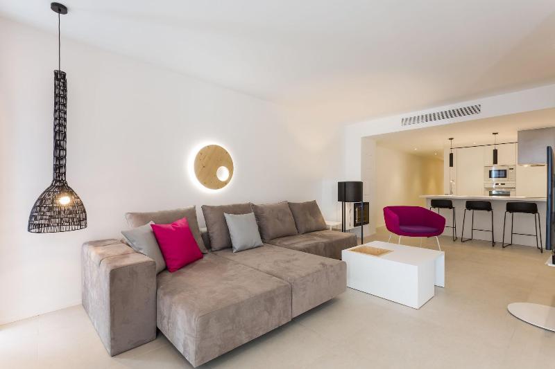 One Ibiza Suites image