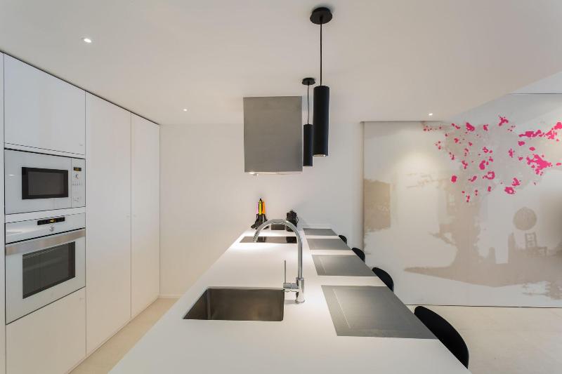One Ibiza Suites image