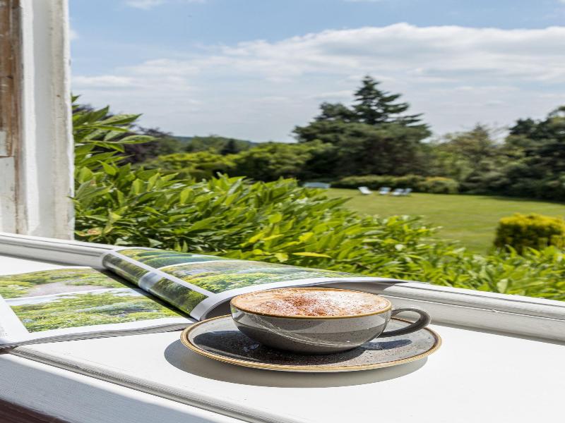 Barnett Hill - Luxury Hotel image
