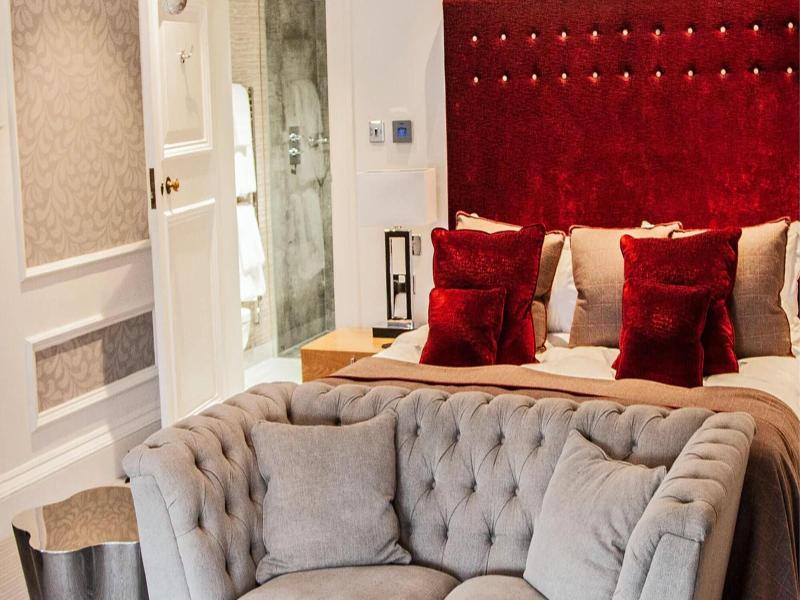 Barnett Hill - Luxury Hotel image