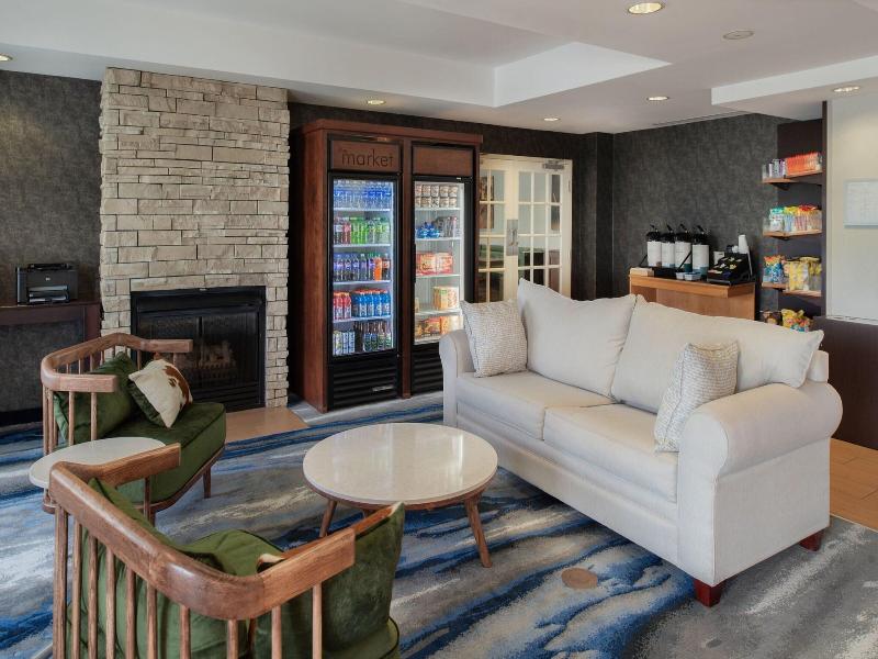 Fairfield Inn And Suites By Marriott Troy Ohio image