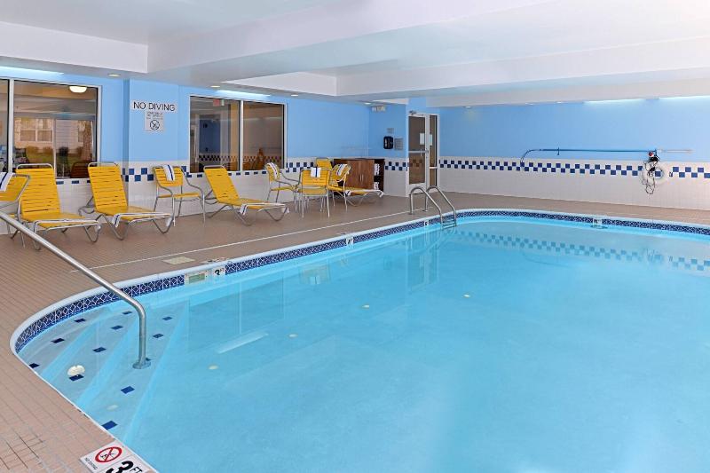Fairfield Inn And Suites By Marriott Troy Ohio image