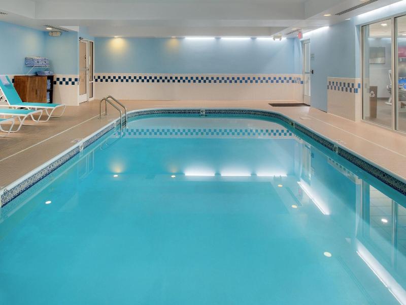 Fairfield Inn And Suites By Marriott Troy Ohio image