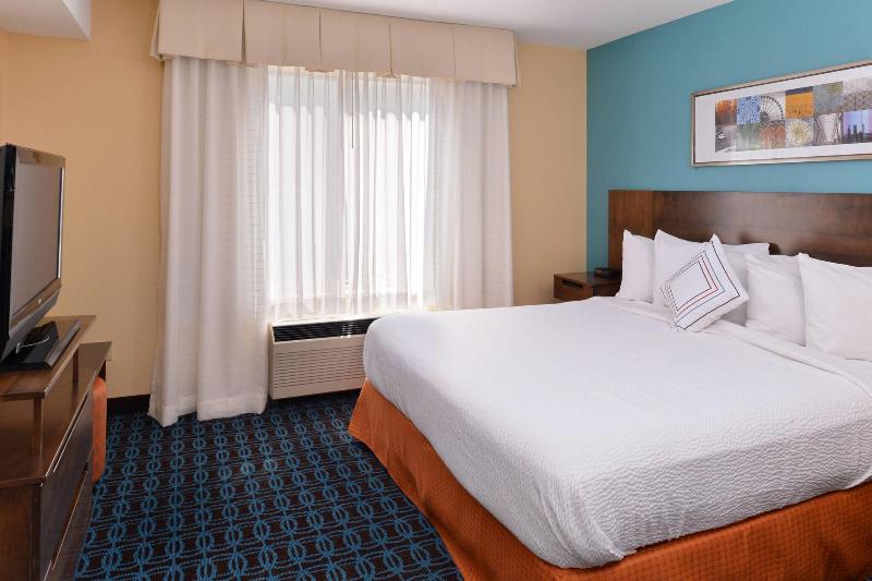 Fairfield Inn And Suites By Marriott Troy Ohio image