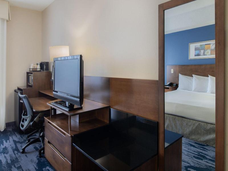 Fairfield Inn And Suites By Marriott Troy Ohio image