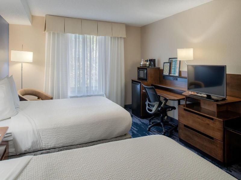 Fairfield Inn And Suites By Marriott Troy Ohio image