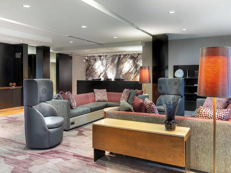 Courtyard Marriott Denton image