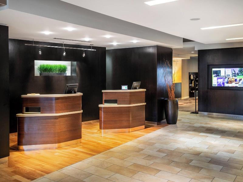 Courtyard Marriott Denton image
