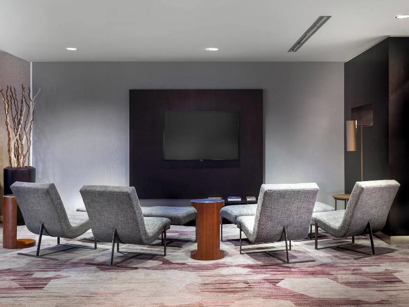 Courtyard Marriott Denton image