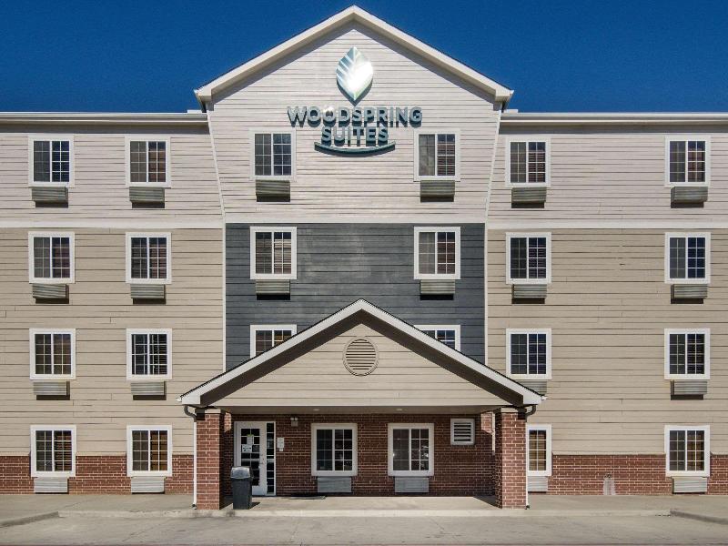 Woodspring Suites Denton
