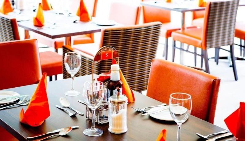 The Lodge At Perth Racecourse image