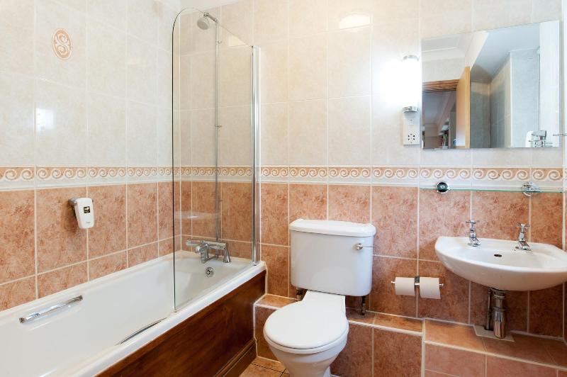 Boundary, Alfreton by Marston's Inns image